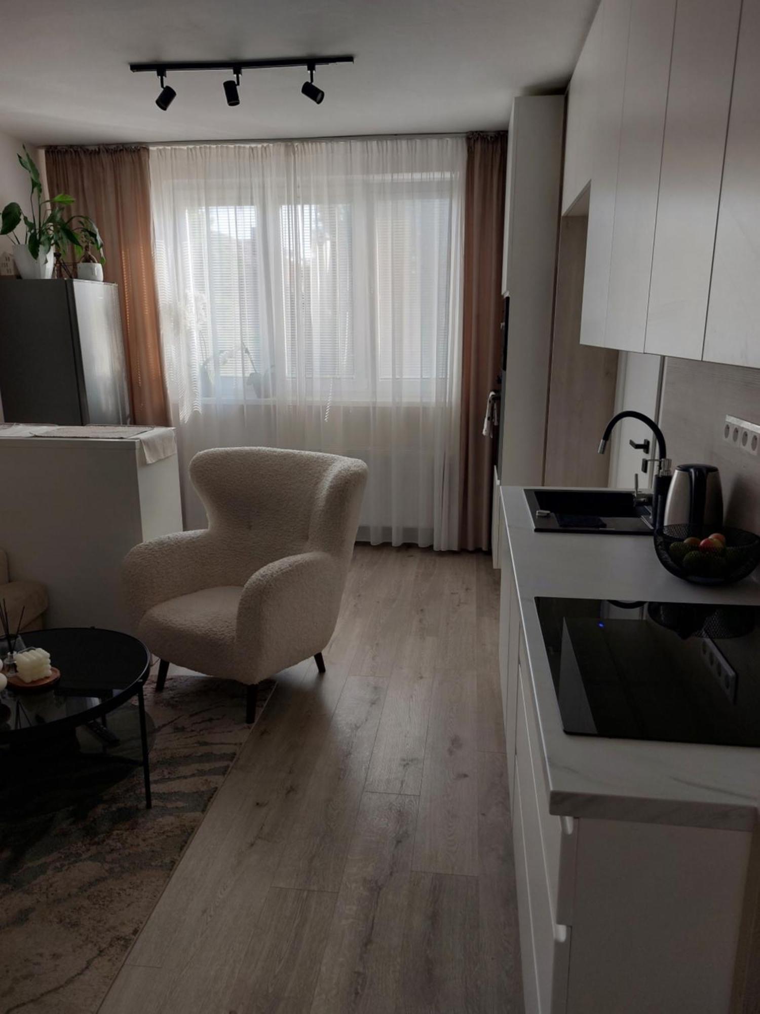 M&M Apartman Trenčín Exterior foto